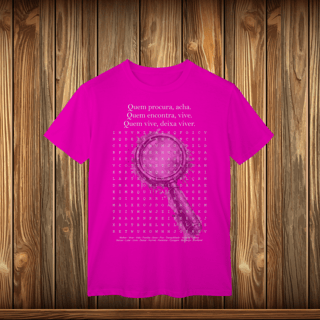Nome do produto T-Shirt Classic - QUEM PROCURA ACHA