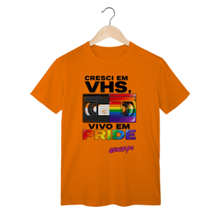 Nome do produto Camiseta Cresci em VHS, vivo em Pride