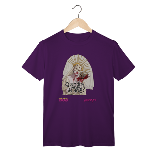 Nome do produto Camiseta Quem tem medo de drag?
