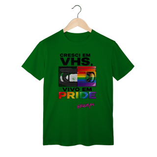 Nome do produto Camiseta Cresci em VHS, vivo em Pride