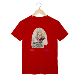 Nome do produto Camiseta Quem tem medo de drag?