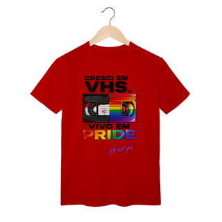Nome do produto Camiseta Cresci em VHS, vivo em Pride