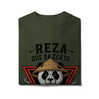 Nome do produto Camiseta Oversized Reza Que Dá