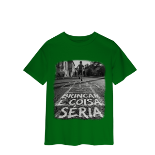 Nome do produto CAMISETA INFANTIL BRINCAR É COISA SÉRIA