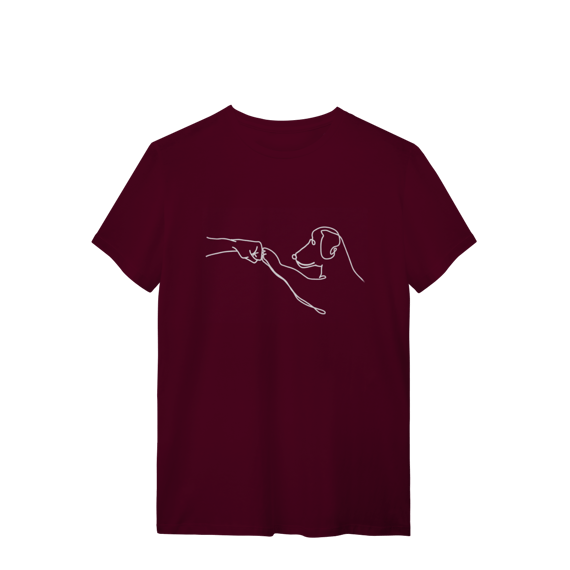 CAMISETA QUALITY ENTRE MÃOS E PATAS