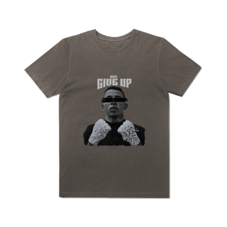 Nome do produto Never Give Up T-Shirt