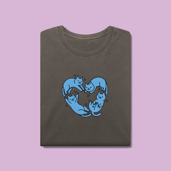 Camiseta Estonada Coração Gatos - 100% Algodão