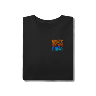Nome do produto camiseta Menos que fogo é gelo