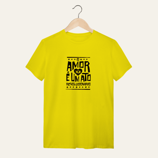 Nome do produto Camiseta O Amor é um Ato Revolucionário: Consciência e Afeto - VOZ ATIVA | Algodão 100% (Quality)