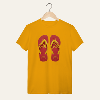 Nome do produto Camiseta Havaianas Foice e Martelo: Sátira Ativa - VOZ ATIVA | Algodão 100% (Quality)
