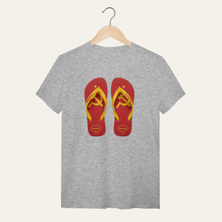 Nome do produto Camiseta Havaianas Foice e Martelo: Sátira Ativa - VOZ ATIVA | Algodão 100% (Quality)