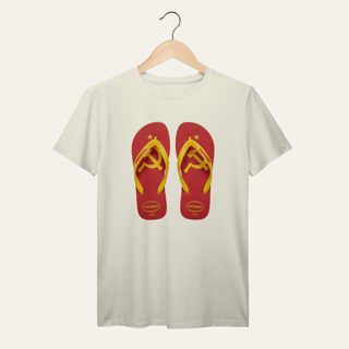 Nome do produto Camiseta Havaianas Foice e Martelo: Sátira Ativa - VOZ ATIVA | Algodão 100% (Prime-Premium)