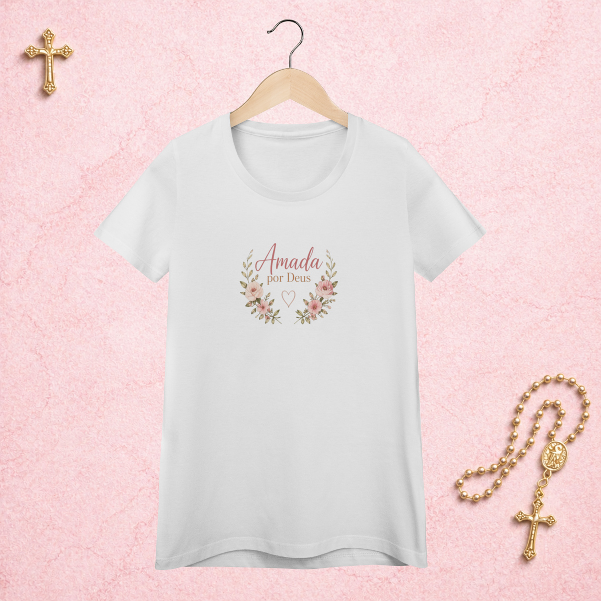 Nome do produto: Amada por Deus Floral - Feminina Estampa Central