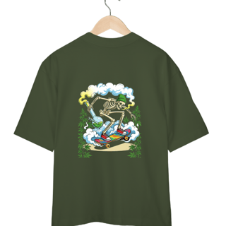 Nome do produto Oversize Rua Verde — Estampa “Skate até o Último Trago”