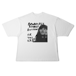 Nome do produto[Oversized] BROADCAST / TENDER BUTTONS