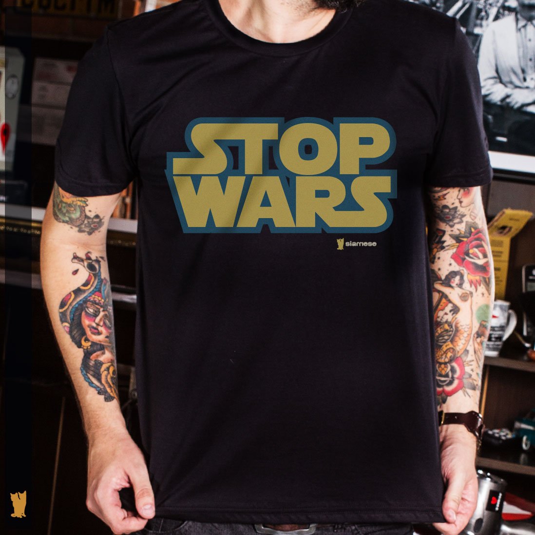 Nome do produto: CAMISETA SIAMESE STOP WARS