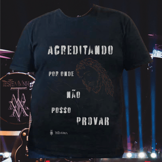 Camiseta Plus Size Acreditando (escura)