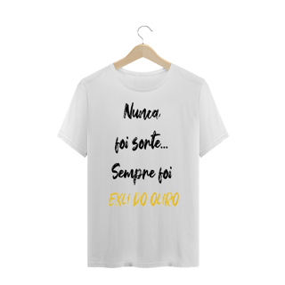 Nome do produto Camiseta c/ Frases (Modelo Plus Size)