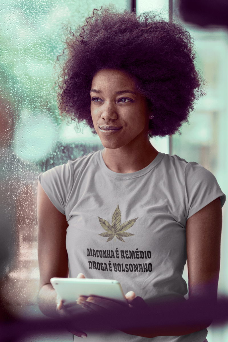 Nome do produto: Maconha é Remédio, Droga é Bolsonaro (baby long)