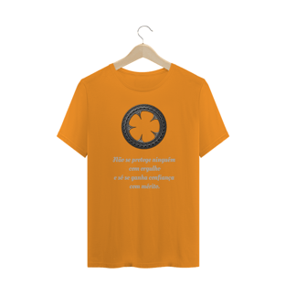 Nome do produtoCamiseta Masculina Frase Black Clover