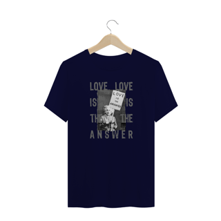 Nome do produto Camiseta Plus Graffiti Love is the answer