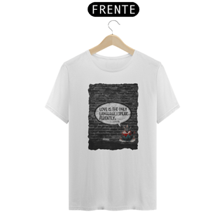 Nome do produto Camiseta Graffiti Love is the only language