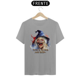 Nome do produto Camiseta de Bruxa - Passa lá em casa