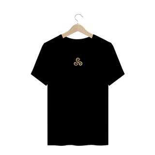 Camiseta Plus Triskele Gold