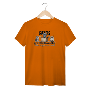 Nome do produto Camiseta Gatos só querem a caixa