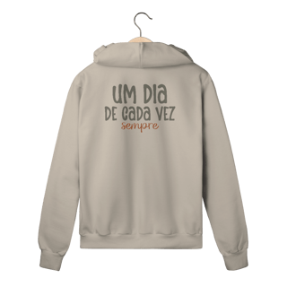 Nome do produto Moletom zíper Um dia de cada vez