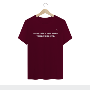 Nome do produtoCamiseta Venha para o lado Negro - Temos biscoito.