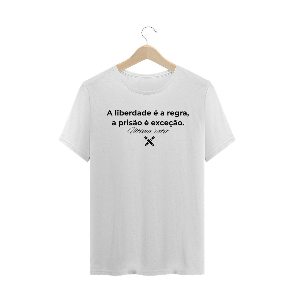 Nome do produto: Camiseta masculina a liberdade é a regra 