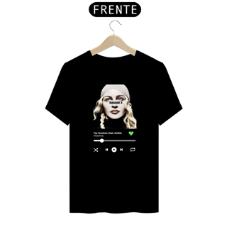 Nome do produto Camiseta Ouvindo Madonna (Faz Gostoso)