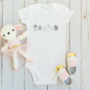 Nome do produtoBody Bebê Gatos e Plantas Branco