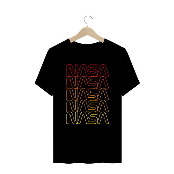  Camiseta Plus Size Nasa Logo Arco íris Grunge
