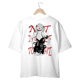 Nome do produto Oversized Xtina Not Myself Tonight - Estampa nas Costas