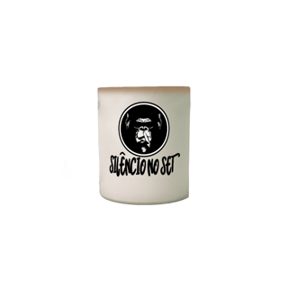 Nome do produto Caneca Mágica - Silêncio no Set