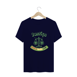 Nome do produto Camiseta plus size escura - justiça