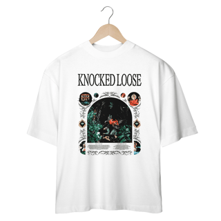 Camiseta Oversized Knocked Loose Deep White Mind The Gap Co.