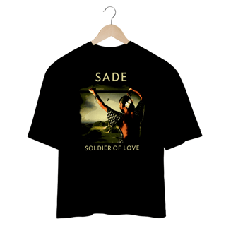 Camiseta Oversized Sade Soldier Mind The Gap Co.