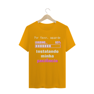 Nome do produto T-shirt Masculina Preta e Colorida (letra rosa) 