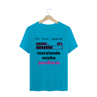 Nome do produto T-shirt Masculina Branca e Colorida (letra rosa) 