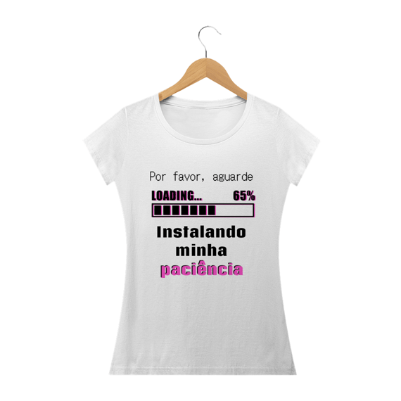 T-shirt Feminina Branca e Colorida (letra rosa) 
