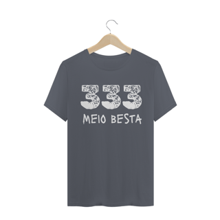 Nome do produto T-shirt Masculina Preta e Colorida (letra branca) 