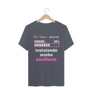 Nome do produto T-shirt Masculina Preta e Colorida (letra rosa) 