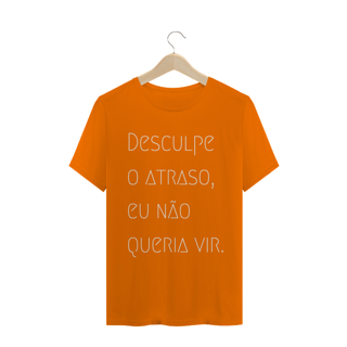 Nome do produto T-shirt Masculina Preta e colorida (letra branca) 