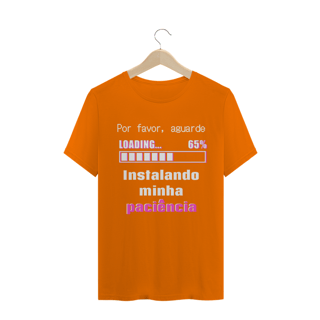 Nome do produto T-shirt Masculina Preta e Colorida (letra rosa) 