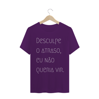 Nome do produto T-shirt Masculina Preta e colorida (letra branca) 