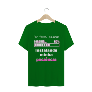 Nome do produto T-shirt Masculina Preta e Colorida (letra rosa) 