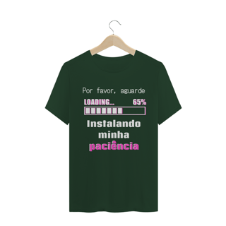 Nome do produto T-shirt Masculina Preta e Colorida (letra rosa) 